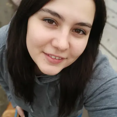 Айгуль, 33
